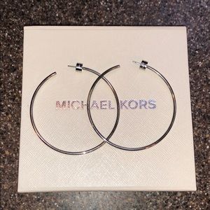 Michael Kors silver hooped earnings